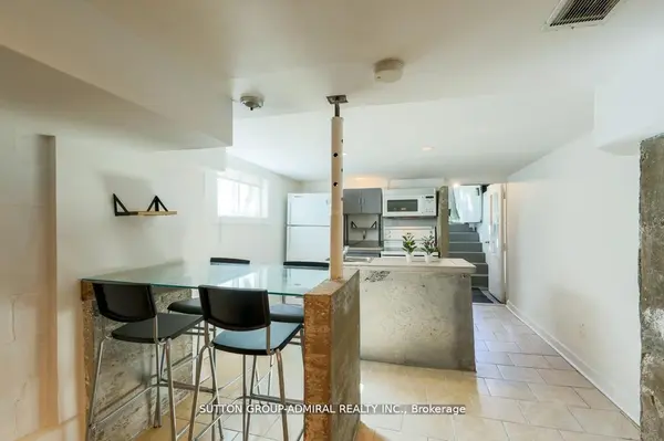 70 Carlaw AVE #Bsmt, Toronto E01, ON M4M 2R7