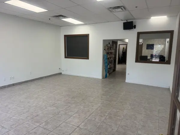 5390 Terry Fox WAY #104, Mississauga, ON L5V 0A5