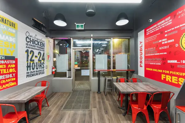 2501 Third Line #D3, Oakville, ON L6M 5A9