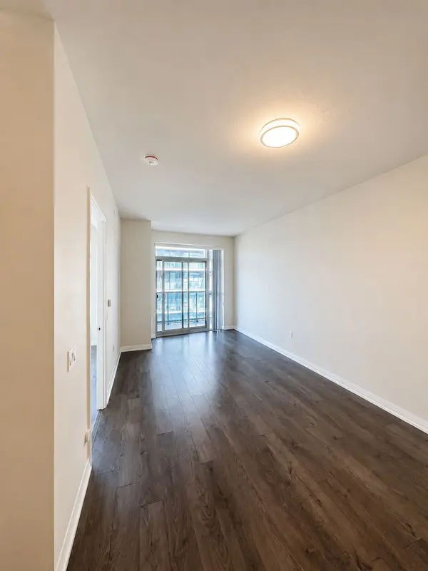 65 Watergarden DR #1310, Mississauga, ON L5R 0G9