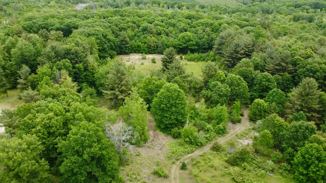 207 Middle Ridge RD, Brighton, ON K0K 1H0