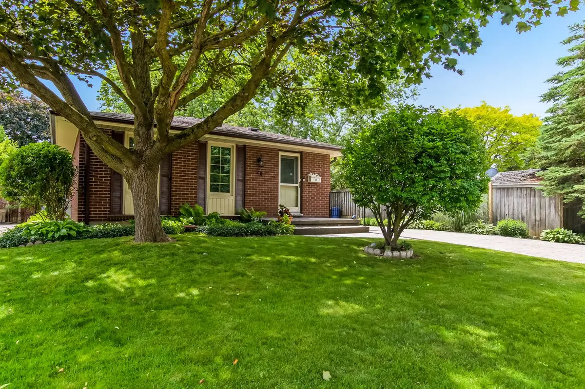 20 Hines CRES, London South, ON N6C 3A3