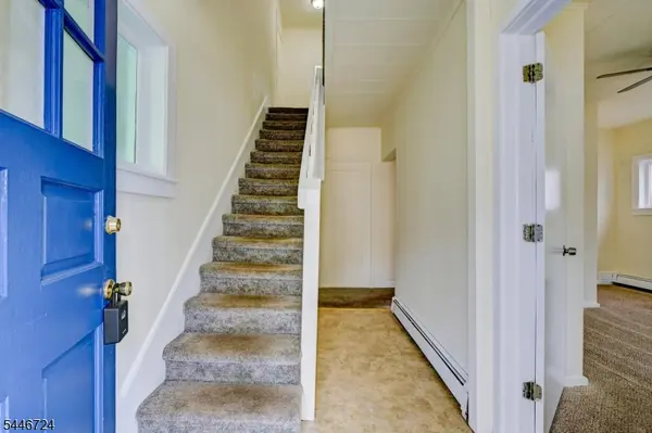 127 Main St #A, Readington Twp., NJ 08889