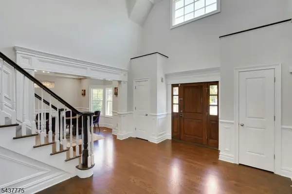 16 Exeter Rd, Millburn Twp., NJ 07078
