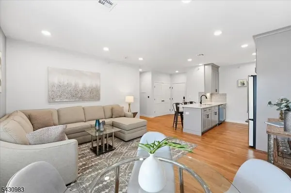 660 Bloomfield Ave #405, Bloomfield Twp., NJ 07003