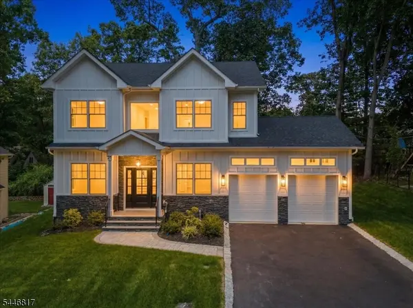 21 Maplewood Dr, Livingston Twp., NJ 07039