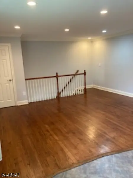 711 Washington Dr, Ramsey Boro, NJ 07446