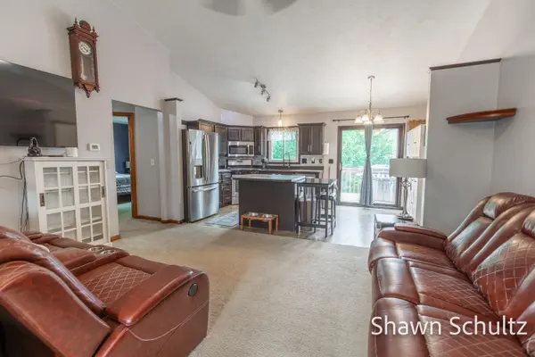 14307 Aspen Vale DR, Holland Twp, MI 49424