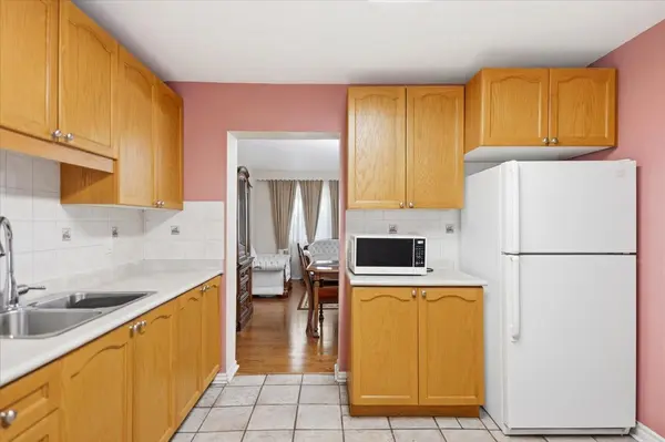 102 Red River CRES, Toronto E11, ON M1B 1Z6