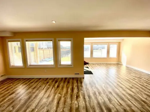 1236 Medway Park DR #(Lower), London North, ON N6G 0V6