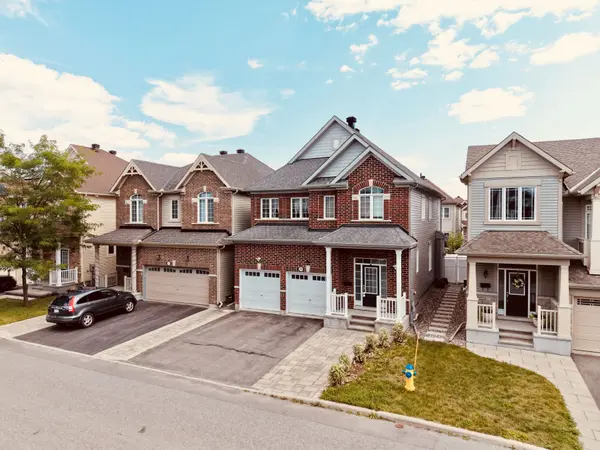 209 Rivertree ST, Kanata, ON K2M 0J4