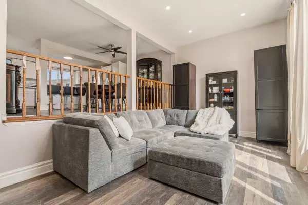 23 WATSONS LN #6, Hamilton, ON L9H 5G9