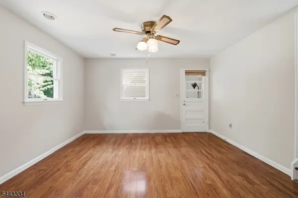 15 Deerhead Dr, Bridgewater Twp., NJ 08807