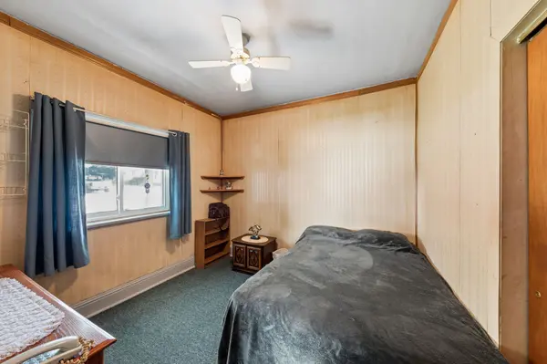 28 Harriet ST, Penetanguishene, ON L9M 1L1