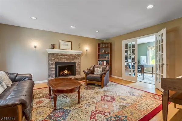 34 Deire Dr, Sparta Twp., NJ 07871