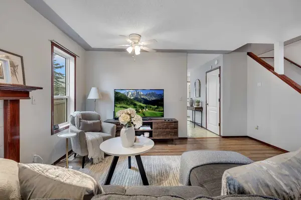47 Carmel Close NE, Calgary, AB T1Y 6Z3