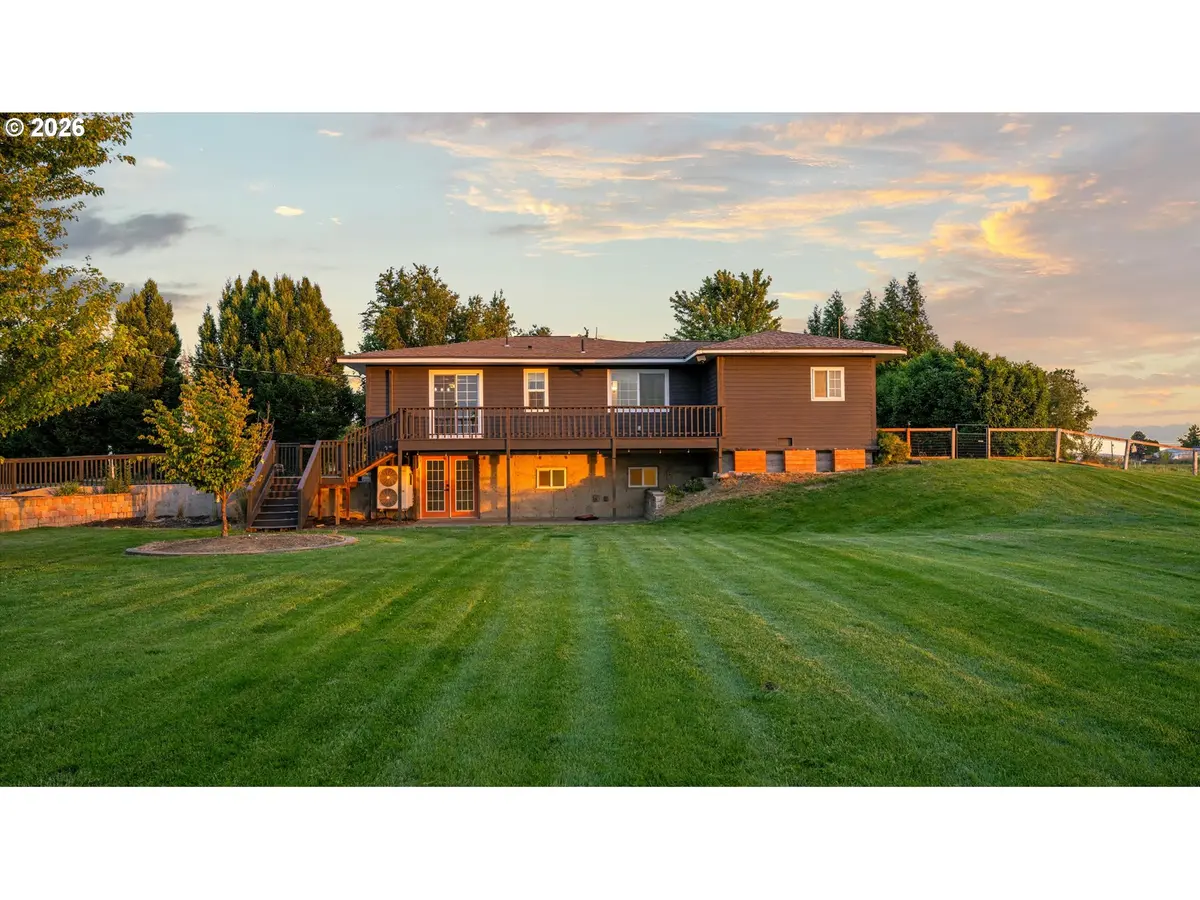 500 Haworth RD, Pasco, WA 99301