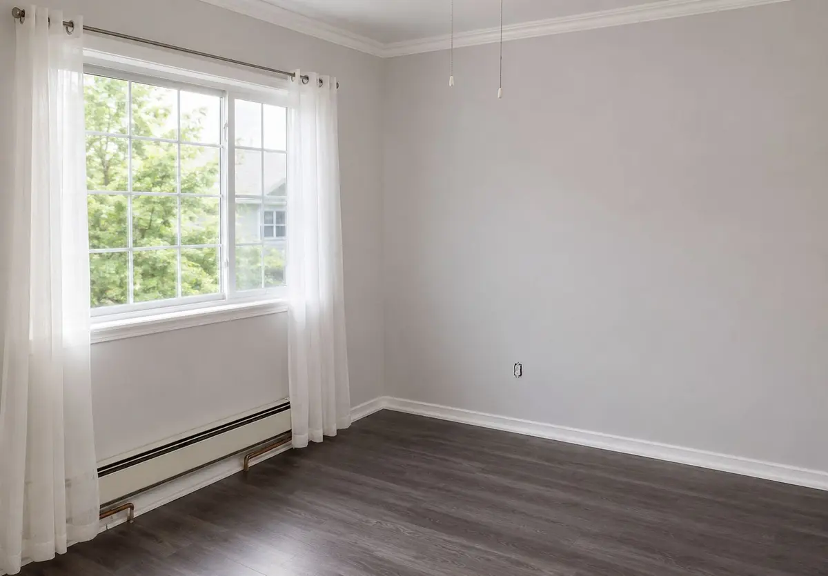 70 Tunis ST #Main, St. Catharines, ON L2S 1E5