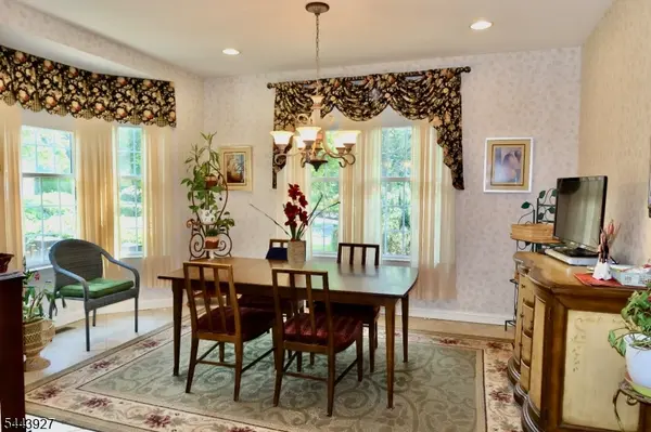 7 Dickerson Ct, Chester Twp., NJ 07930