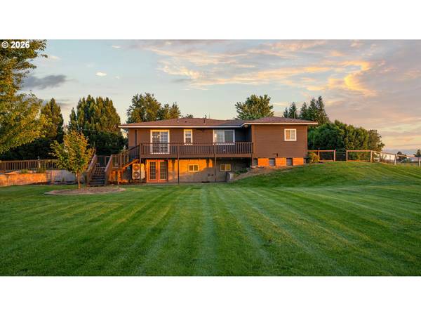 500 Haworth RD, Pasco, WA 99301