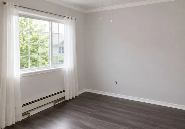 70 Tunis ST #Main, St. Catharines, ON L2S 1E5