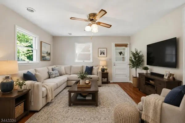 15 Deerhead Dr, Bridgewater Twp., NJ 08807