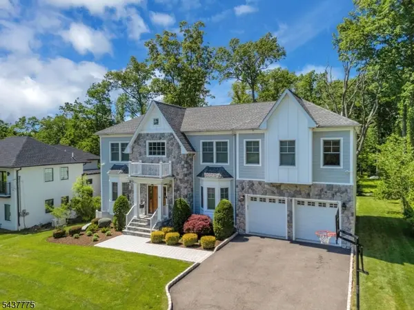 16 Exeter Rd, Millburn Twp., NJ 07078