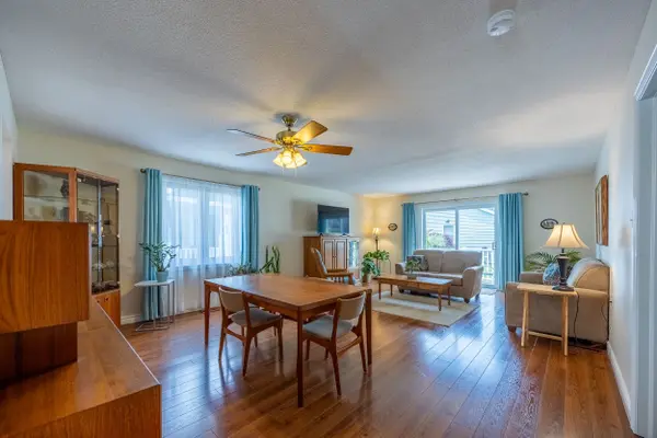 10 McDonald CT, Tillsonburg, ON N4G 5L8