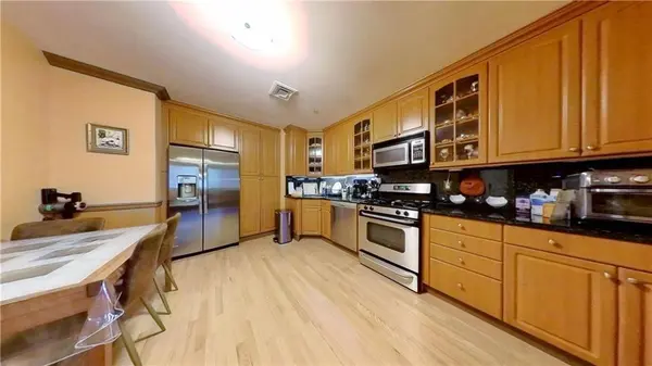 1830 Bath AVE #102, Brooklyn, NY 11214