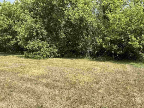 307 Red Maple LN, Shepherd, MI 48883