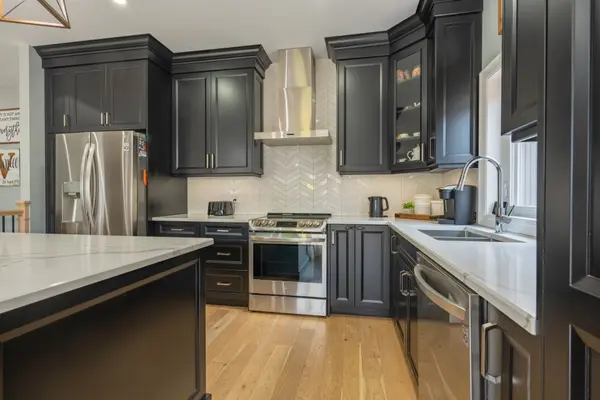 28 Harvard CT, Welland, ON L3B 6E7