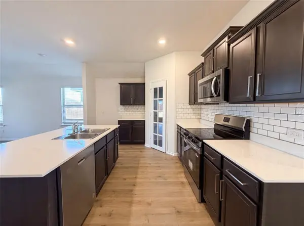 6424 Waterfall Lane, Princeton, TX 75407