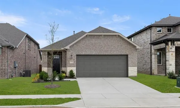 5915 Laurel Lake Lane, Pilot Point, TX 76258