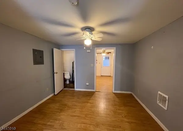 151 S Main St, Phillipsburg Town, NJ 08865