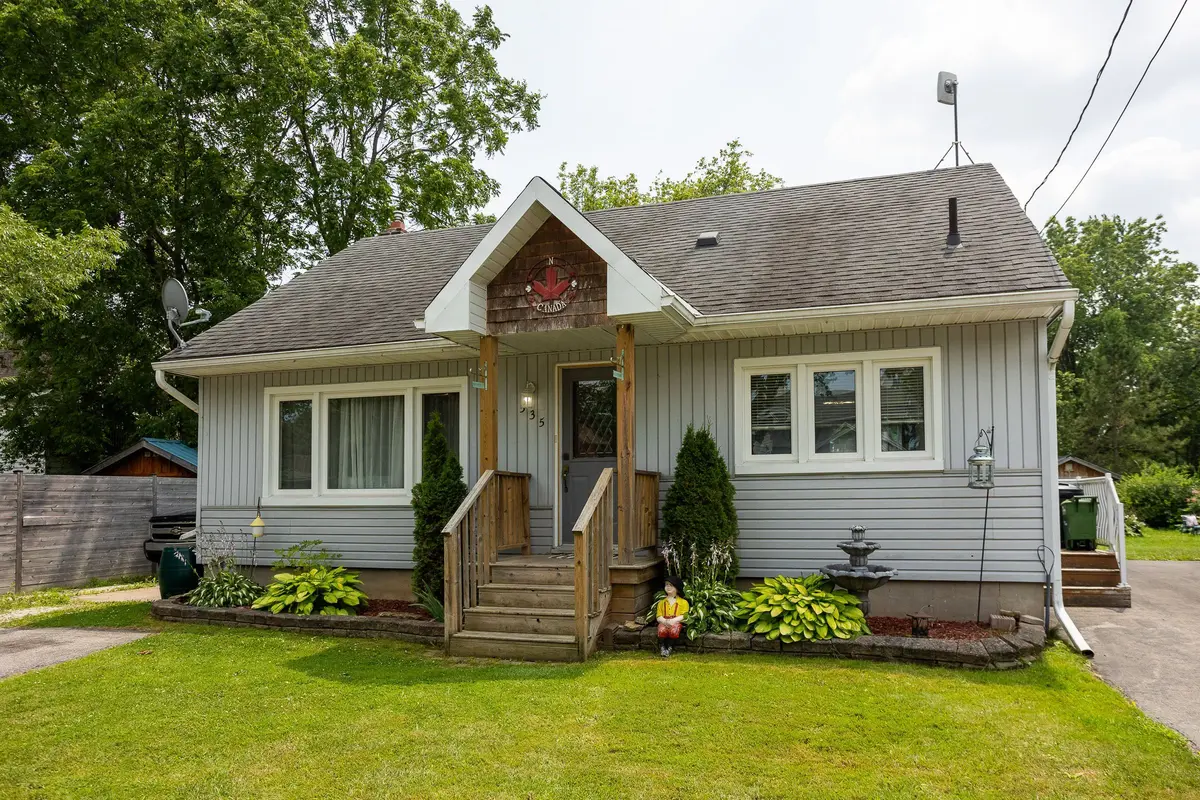 535 9th ST W, Owen Sound, ON N4K 3P3