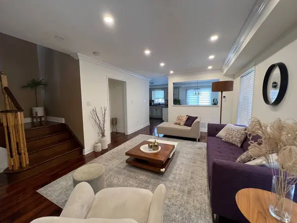 61 Kalmar CRES, Richmond Hill, ON L4E 3Z4