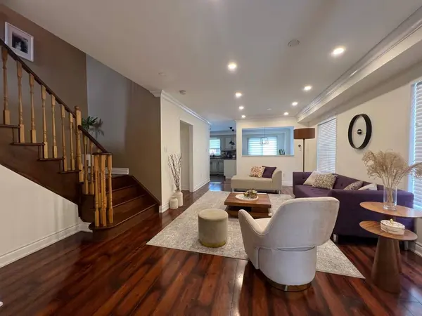 61 Kalmar CRES, Richmond Hill, ON L4E 3Z4