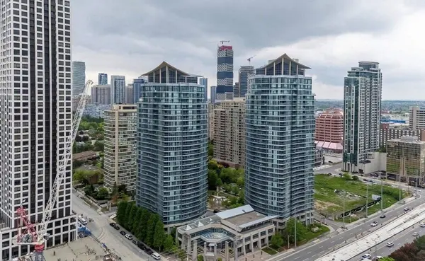 33 Elm DR E #1010, Mississauga, ON L5B 4M2