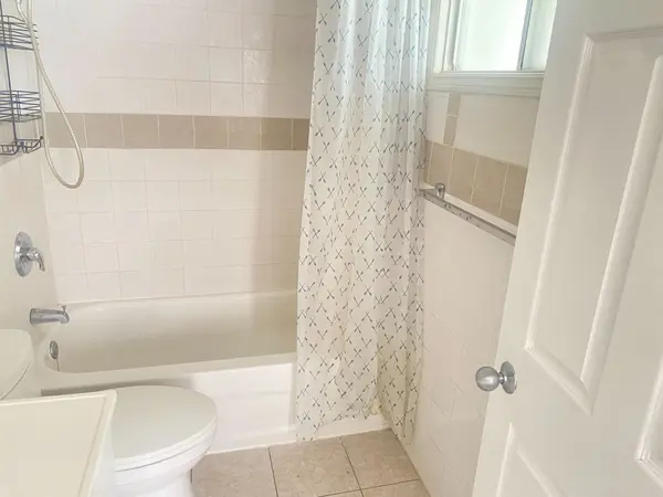 58A Fifth AVE, Kitchener, ON N2C 1P4
