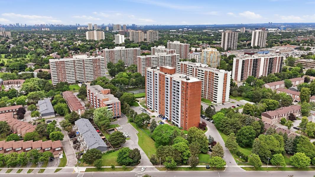 1250 Bridletowne CIR #610, Toronto E05, ON M1W 2V1