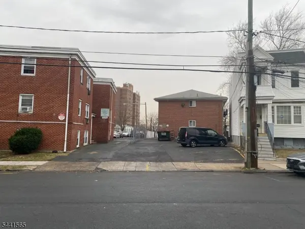 99 21St St #1, Irvington Twp., NJ 07111
