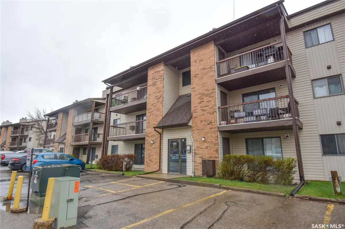 375 Kingsmere BOULEVARD #101, Saskatoon, SK S7J 4J6