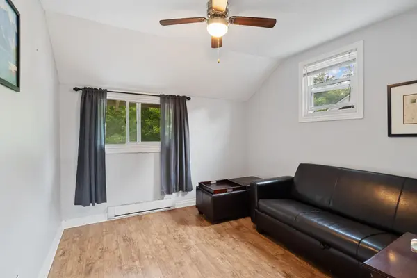 1071.5 Florence ST, London East, ON N5W 2M7