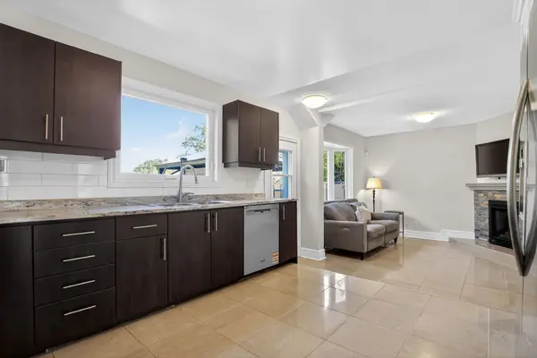 2769 Massicotte LN, Blossom Park - Airport And Area, ON K1T 3H1