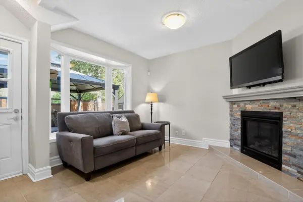 2769 Massicotte LN, Blossom Park - Airport And Area, ON K1T 3H1