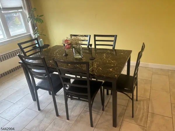 30 Meriline Ave, Woodland Park, NJ 07424