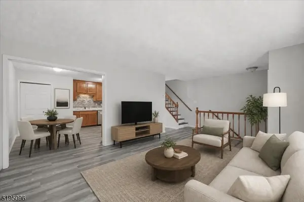 94 Burlington Ct #94, Hamburg Boro, NJ 07419