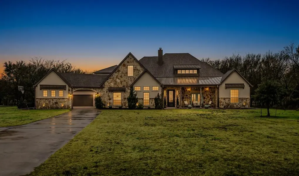 232 Branding Iron Court, Royse City, TX 75189
