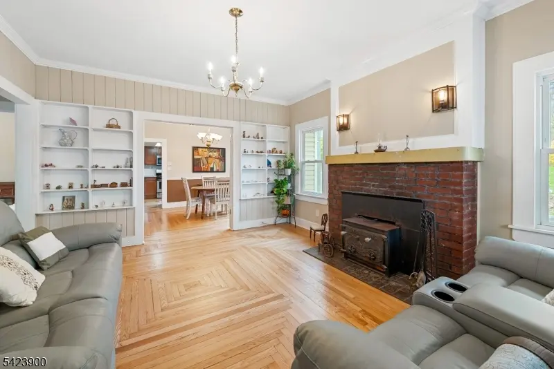 9 Bissell St, Mine Hill Twp., NJ 07803