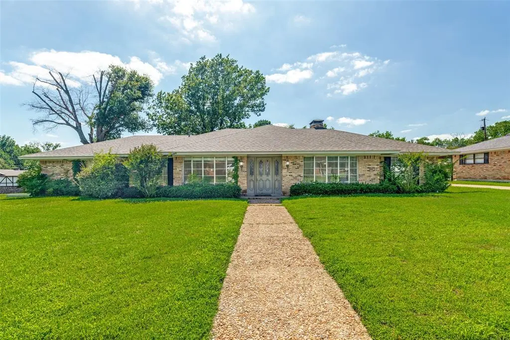 2500 Brookhaven Drive, Denison, TX 75020